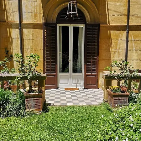Bed & Breakfast Garden In Private On Via Liberta Palermo