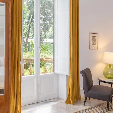 Bed & Breakfast Garden In Private On Via Liberta Palermo