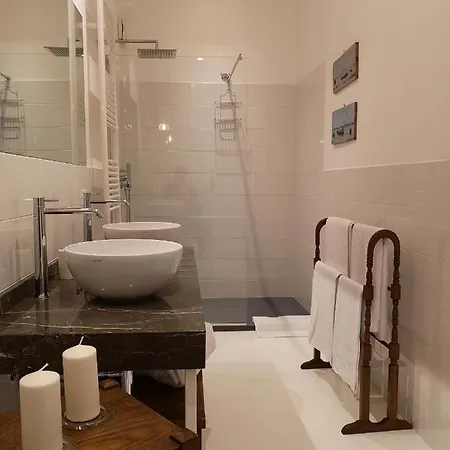 Garden In Private On Via Liberta 2*